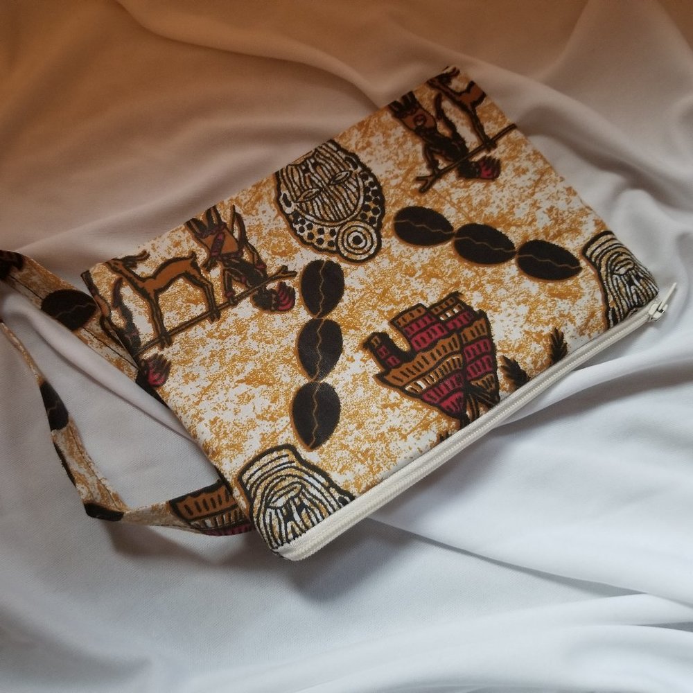 Ola African Print Wristlet